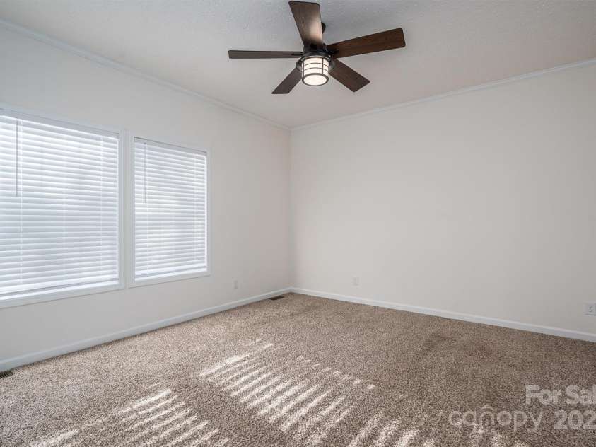 425 Haven Heights Drive, Marion, NC 28752.  MLS# CAR4231655, YatesRealty ID 1748. 