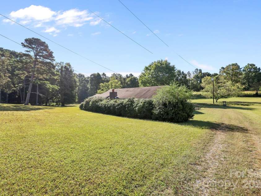 945 Alvin Hough Road, Midland, NC 28107.  MLS# CAR4309237, YatesRealty ID 1748. 