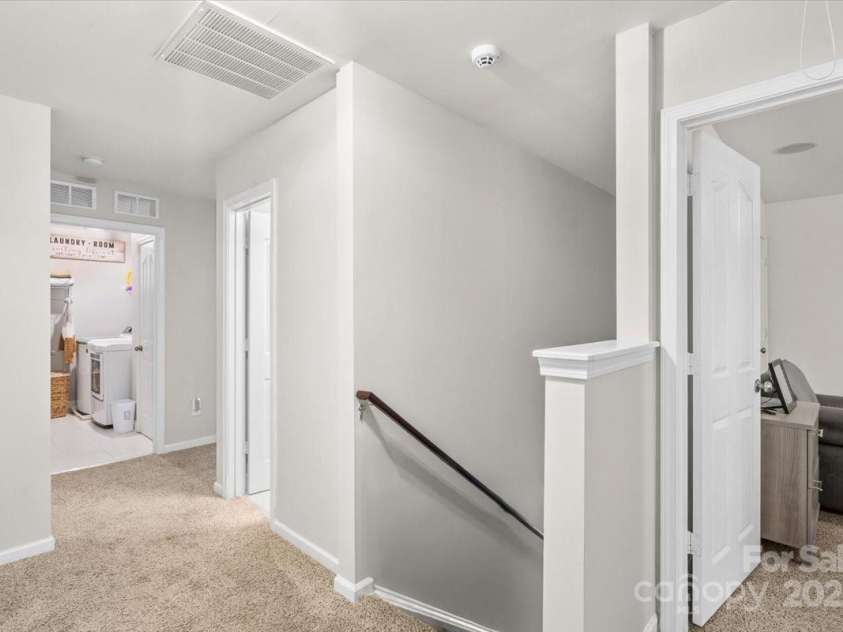 2739 Golden Rose Lane, Charlotte, NC 28216.  MLS# CAR4249585, YatesRealty ID 17480. 