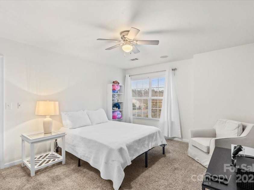 2739 Golden Rose Lane, Charlotte, NC 28216.  MLS# CAR4249585, YatesRealty ID 17480. 