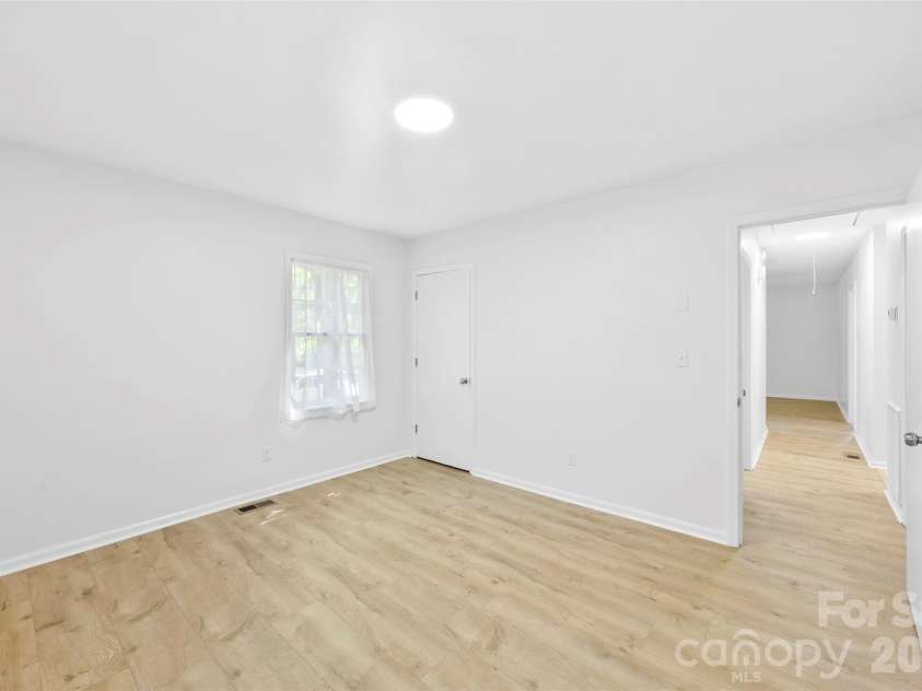 509 California Circle, York, SC 29745.  MLS# CAR4370760, YatesRealty ID 17481. Bedroom 1