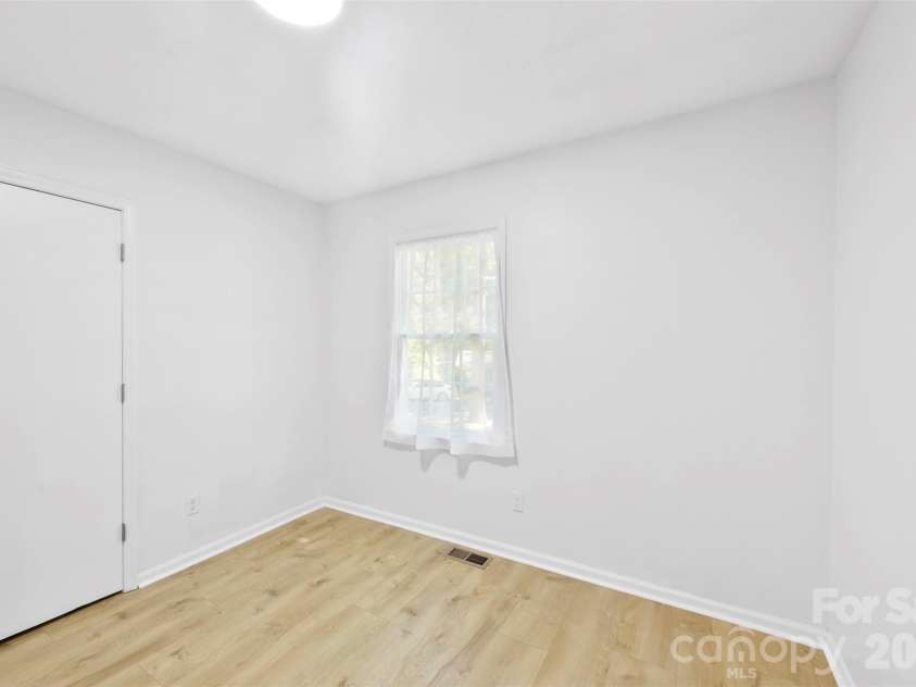 509 California Circle, York, SC 29745.  MLS# CAR4370760, YatesRealty ID 17481. Bedroom 2