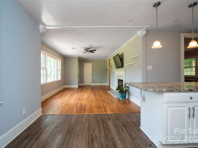 5100 Crestland Avenue, Charlotte, NC 28269.  MLS# CAR4256978, YatesRealty ID 17481. 