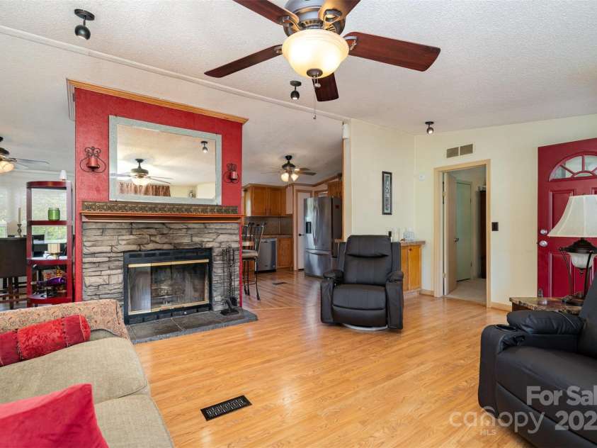 1720 Lowe Drive, Catawba, NC 28609.  MLS# CAR4266134, YatesRealty ID 17482. 