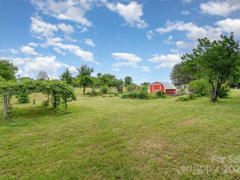 1720 Lowe Drive, Catawba, NC 28609.  MLS# CAR4266134, YatesRealty ID 17482. 