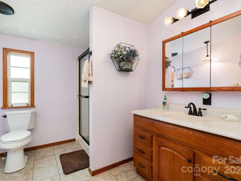 1720 Lowe Drive, Catawba, NC 28609.  MLS# CAR4266134, YatesRealty ID 17482. Primary Bathroom