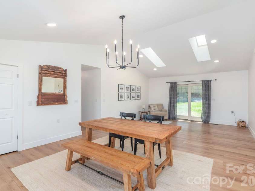 431 Pleasant Grove Road, Hendersonville, NC 28739.  MLS# CAR4368693, YatesRealty ID 17483. Dining area - Main level