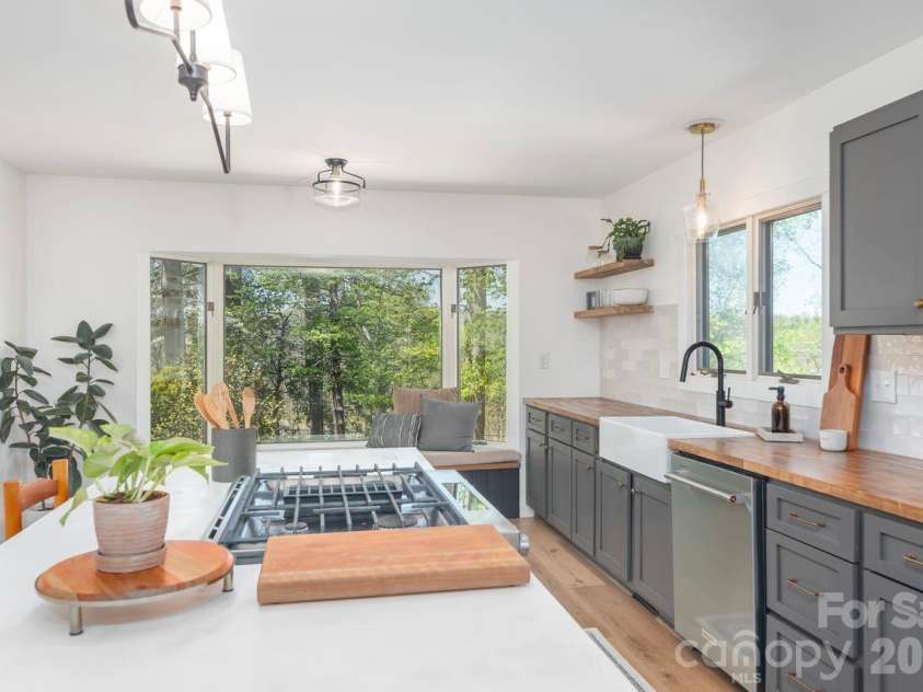 431 Pleasant Grove Road, Hendersonville, NC 28739.  MLS# CAR4368693, YatesRealty ID 17483. Kitchen 3