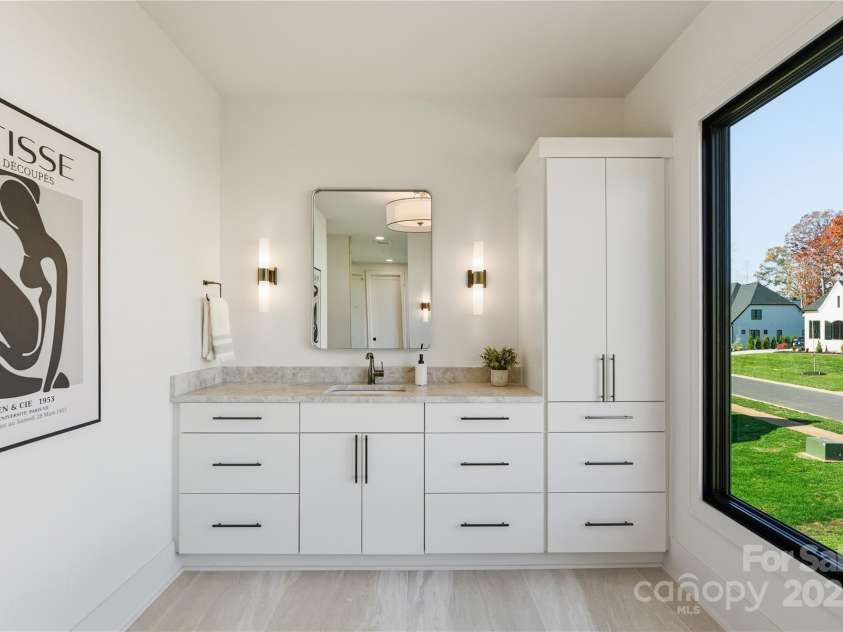 203 Sugar Maple Lane, Matthews, NC 28104.  MLS# CAR4315156, YatesRealty ID 17484. 
