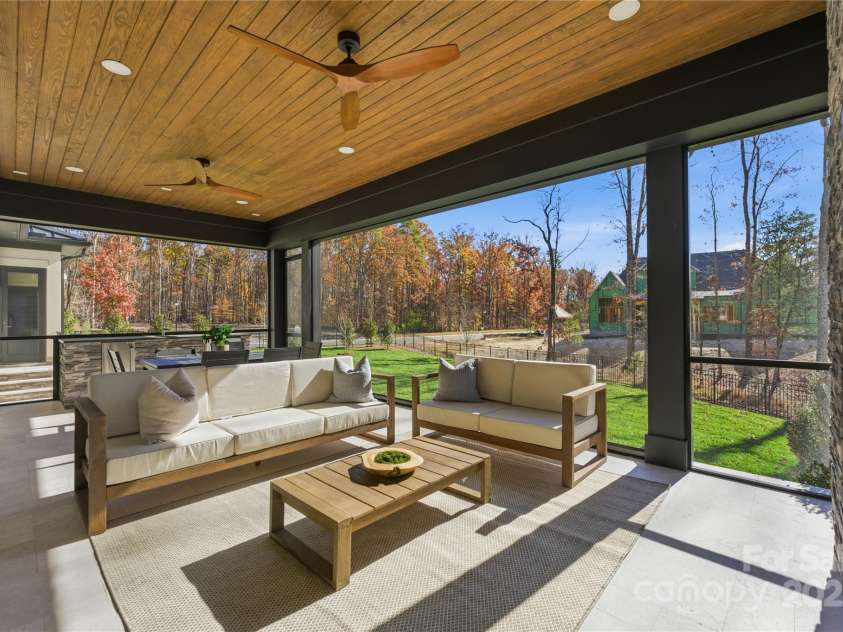 203 Sugar Maple Lane, Matthews, NC 28104.  MLS# CAR4315156, YatesRealty ID 17484. 