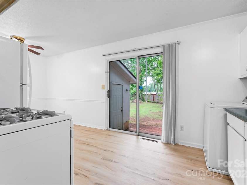 2328 Danforth Lane, Charlotte, NC 28208.  MLS# CAR4266152, YatesRealty ID 17484. 