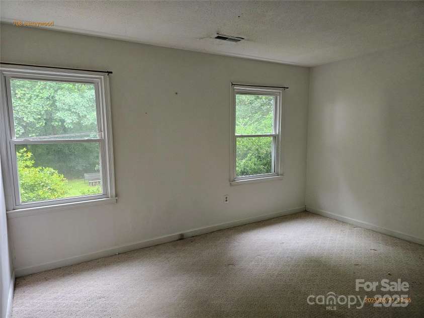 7608 Surreywood Place, Charlotte, NC 28270.  MLS# CAR4260586, YatesRealty ID 17485. 