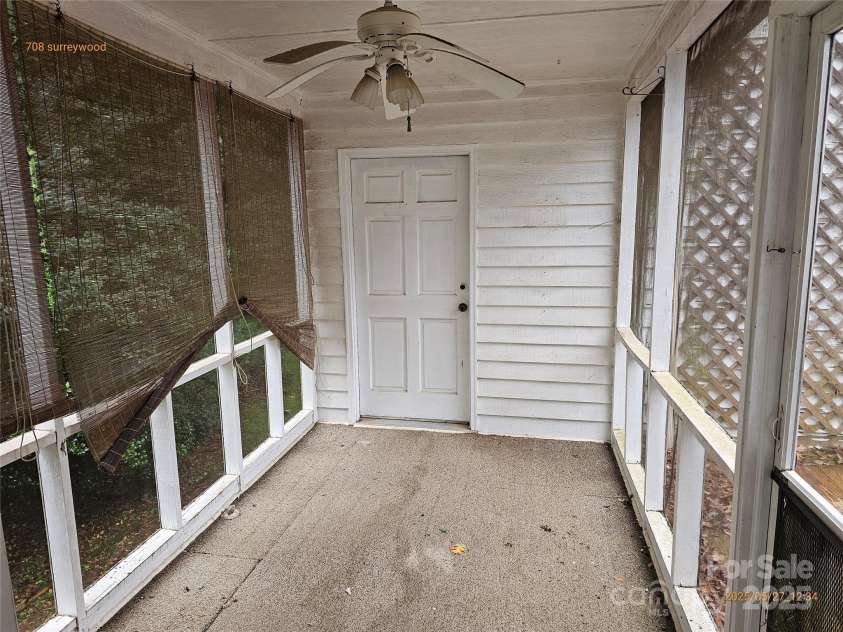 7608 Surreywood Place, Charlotte, NC 28270.  MLS# CAR4260586, YatesRealty ID 17485. 