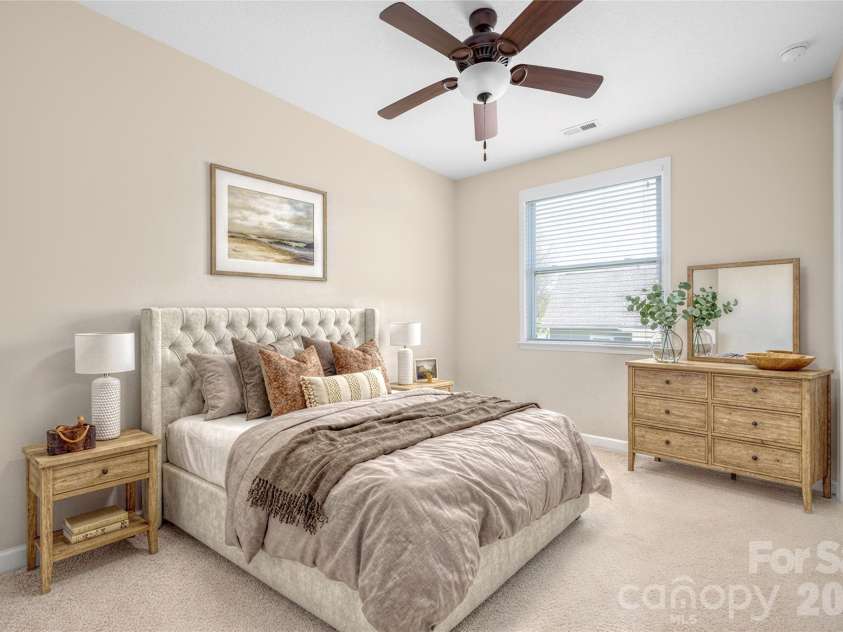 14724 Old Vermillion Drive, Huntersville, NC 28078.  MLS# CAR4358334, YatesRealty ID 17486. Virtually Staged