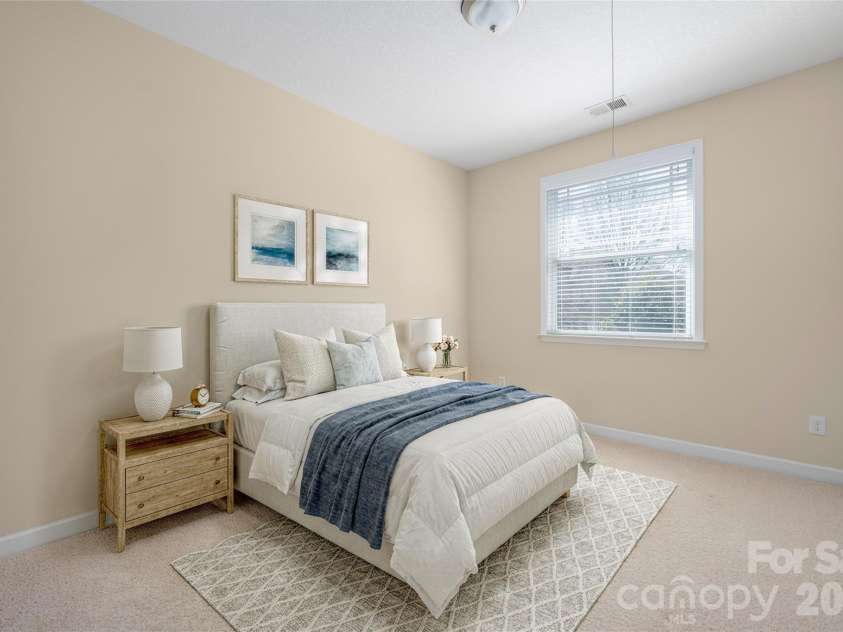 14724 Old Vermillion Drive, Huntersville, NC 28078.  MLS# CAR4358334, YatesRealty ID 17486. Virtually Staged