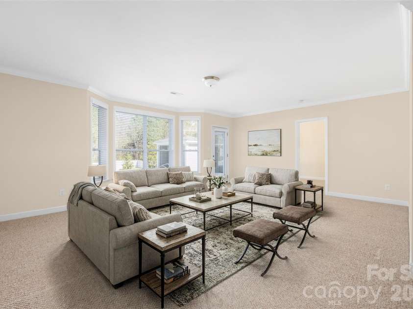 14724 Old Vermillion Drive, Huntersville, NC 28078.  MLS# CAR4358334, YatesRealty ID 17486. Virtually Staged