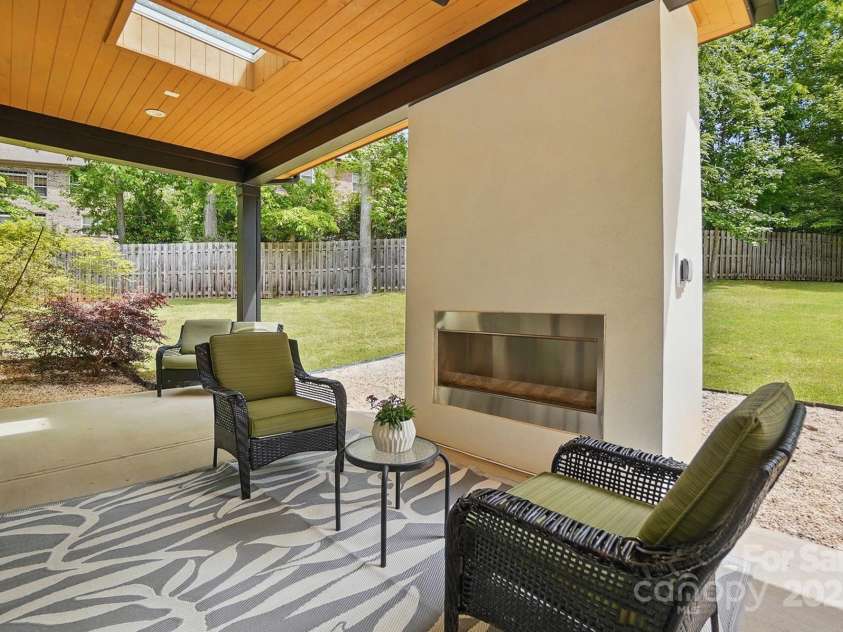 9305 Valley Road, Charlotte, NC 28270.  MLS# CAR4250707, YatesRealty ID 17486. 