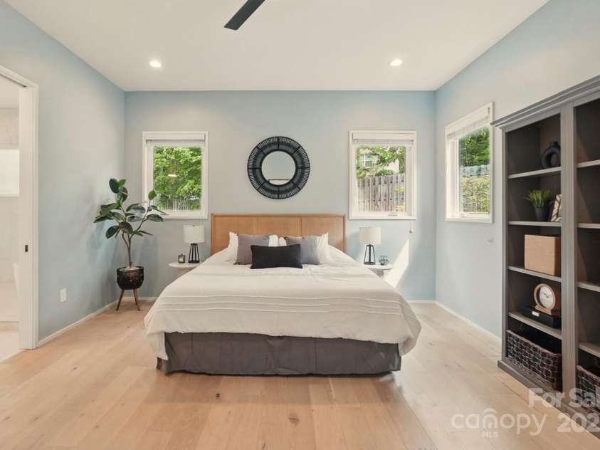 9305 Valley Road, Charlotte, NC 28270.  MLS# CAR4250707, YatesRealty ID 17486. 