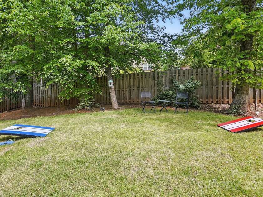 9305 Valley Road, Charlotte, NC 28270.  MLS# CAR4250707, YatesRealty ID 17486. 