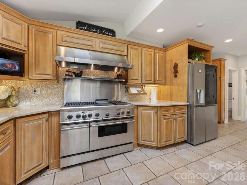605 Burrage Road, Concord, NC 28025.  MLS# CAR4361995, YatesRealty ID 17487. 