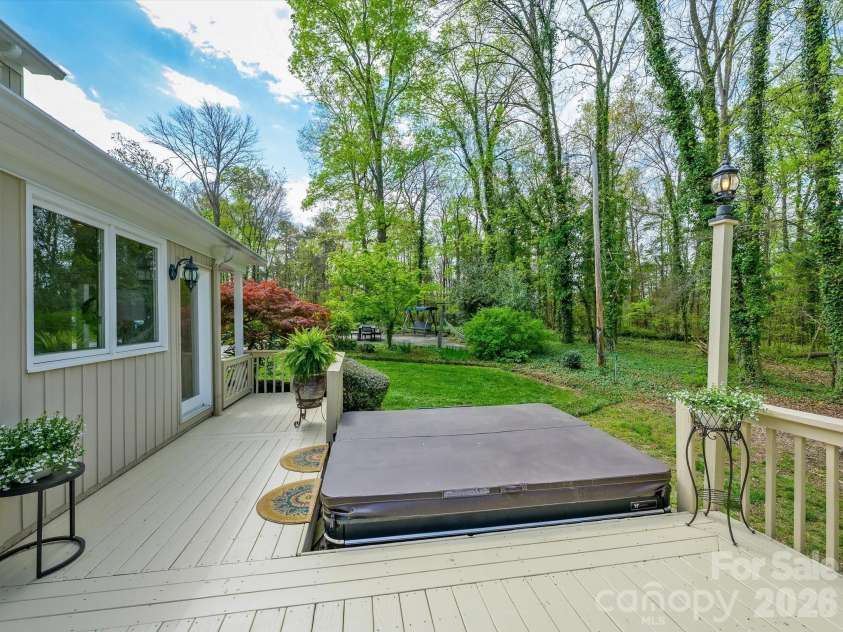 605 Burrage Road, Concord, NC 28025.  MLS# CAR4361995, YatesRealty ID 17487. 