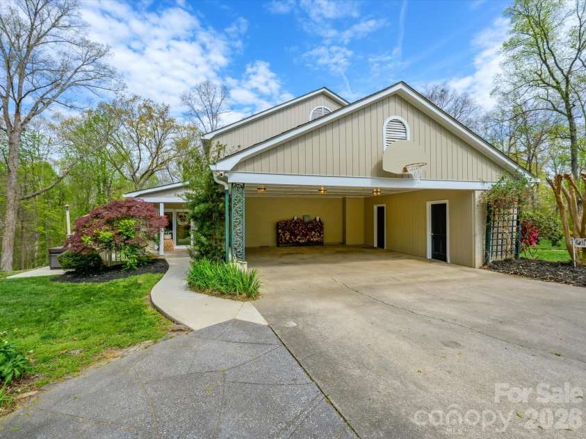 605 Burrage Road, Concord, NC 28025.  MLS# CAR4361995, YatesRealty ID 17487. Carport