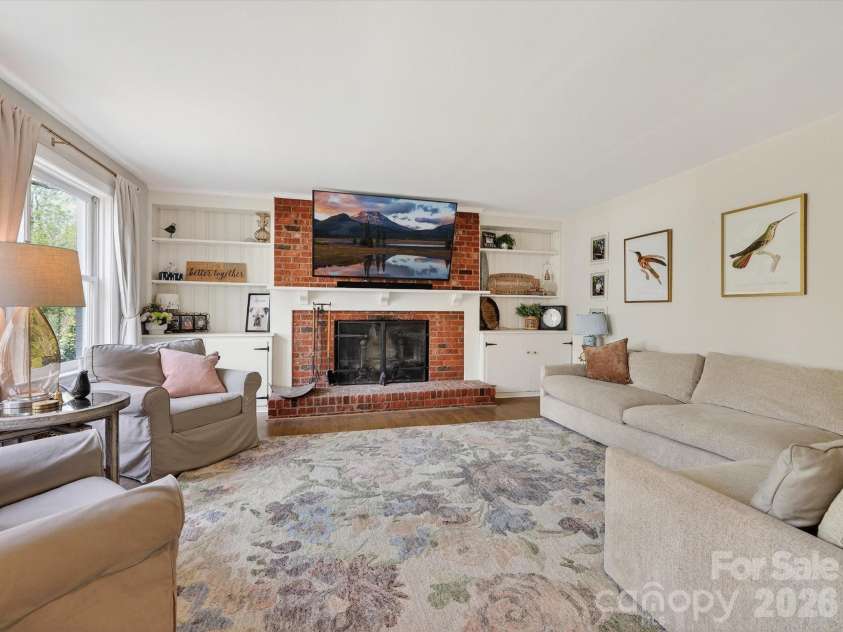 605 Burrage Road, Concord, NC 28025.  MLS# CAR4361995, YatesRealty ID 17487. Family room