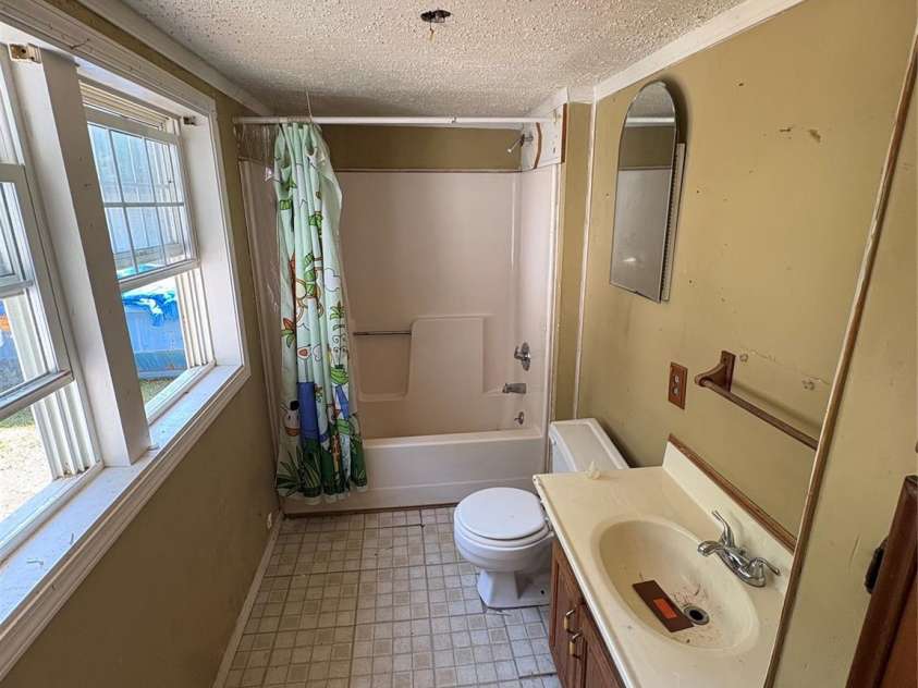 107 Davie Street, Cooleemee, NC 27028.  MLS# CAR4374824, YatesRealty ID 17488. 