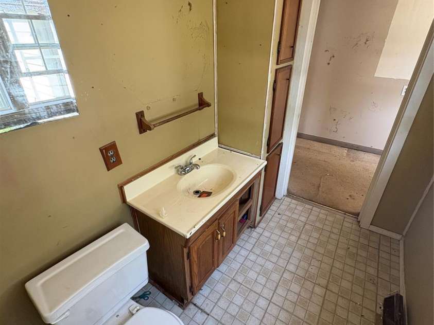 107 Davie Street, Cooleemee, NC 27028.  MLS# CAR4374824, YatesRealty ID 17488. 
