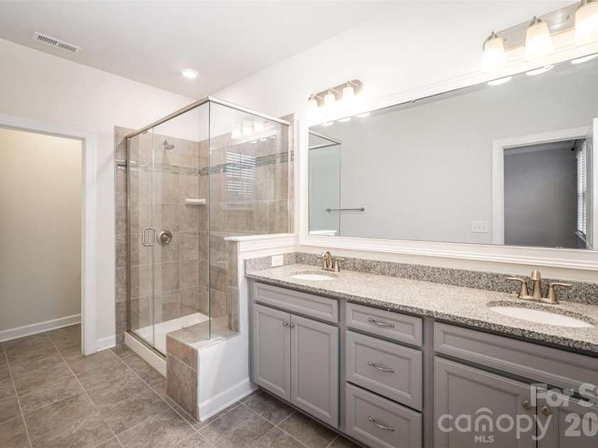 11679 Red Rust Lane, Charlotte, NC 28277.  MLS# CAR4344060, YatesRealty ID 17489. 
