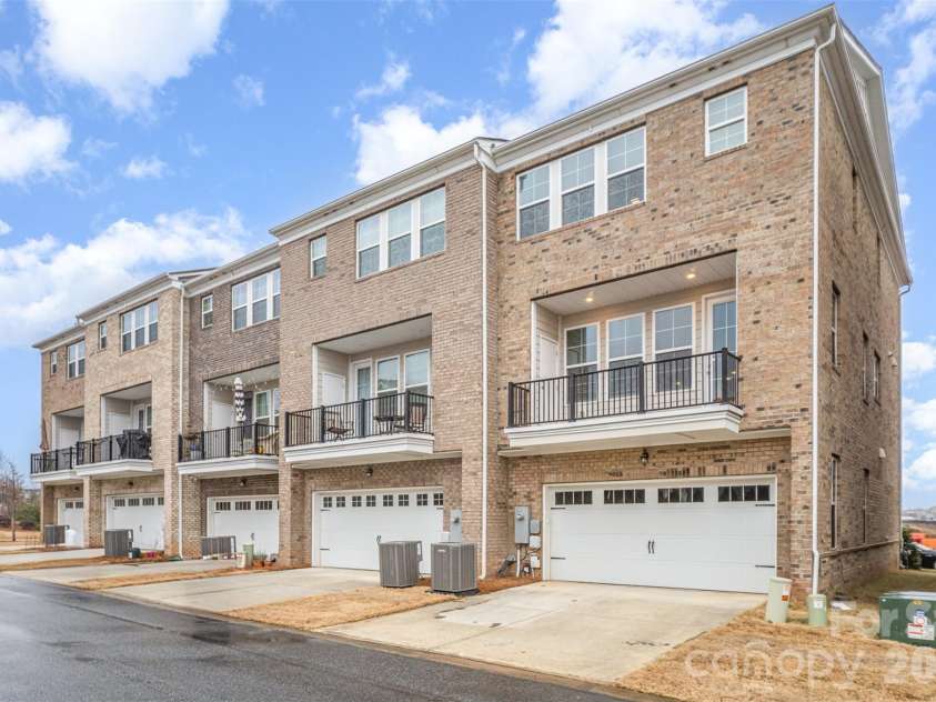 11679 Red Rust Lane, Charlotte, NC 28277.  MLS# CAR4344060, YatesRealty ID 17489. 