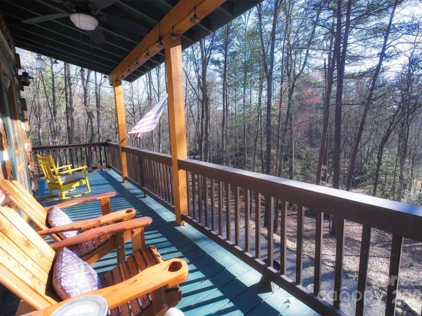 151 Pinewood Drive, Murphy, NC 28906.  MLS# CAR4232042, YatesRealty ID 1749. 