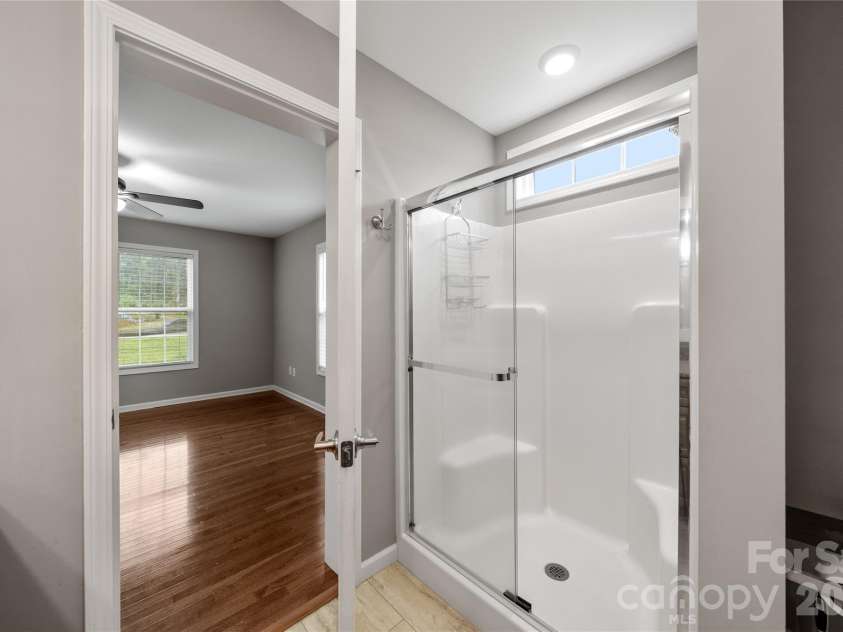105 Bluebell Ridge Lane, Weaverville, NC 28787.  MLS# CAR4303351, YatesRealty ID 17490. 