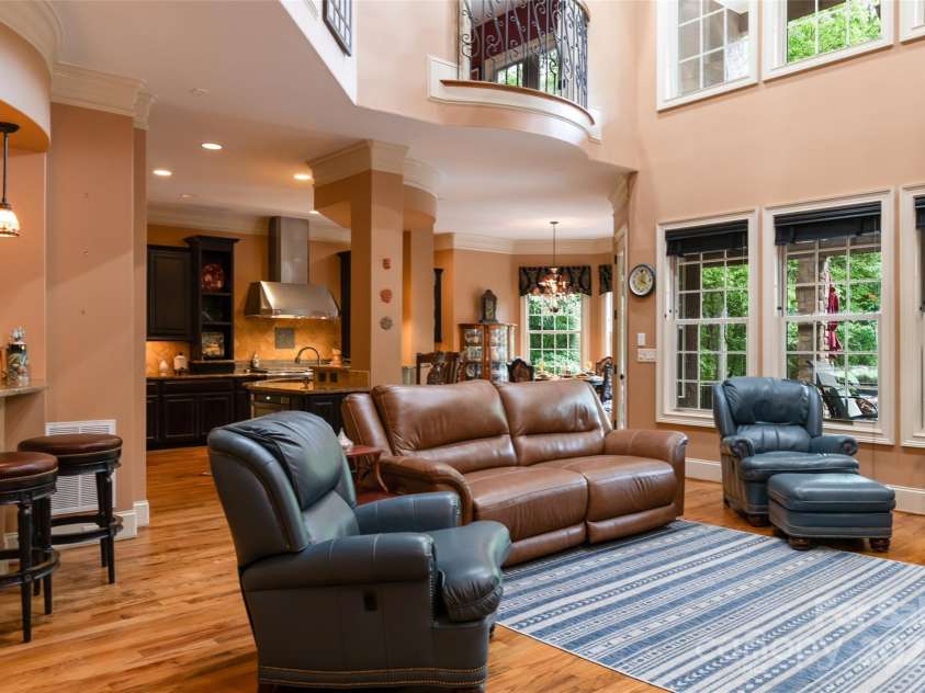 135 Sumter Drive, Mooresville, NC 28117.  MLS# CAR4252213, YatesRealty ID 17490. Designed for function, relaxation and conversation.