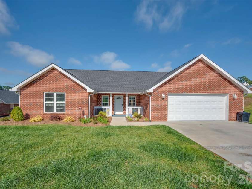 130 Central Park Circle, Spindale, NC 28160.  MLS# CAR4372884, YatesRealty ID 17491. 