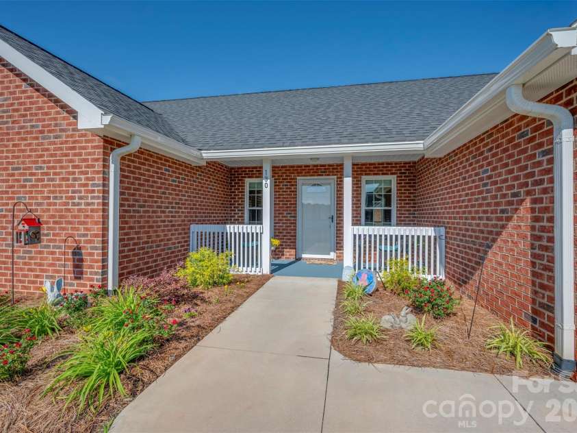 130 Central Park Circle, Spindale, NC 28160.  MLS# CAR4372884, YatesRealty ID 17491. 