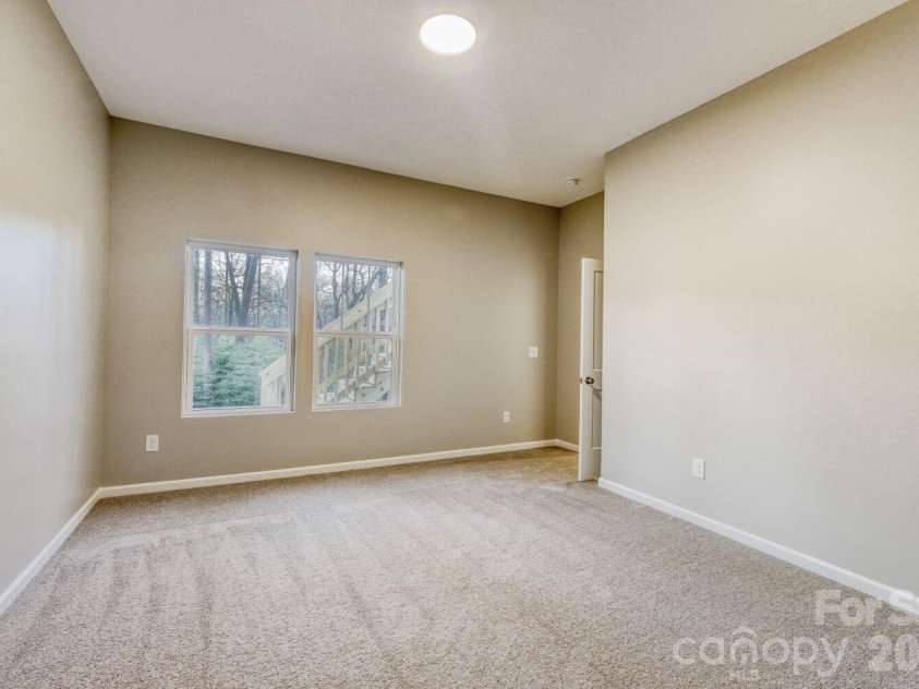 111 Marshdale Avenue, Concord, NC 28025.  MLS# CAR4344379, YatesRealty ID 17493. 