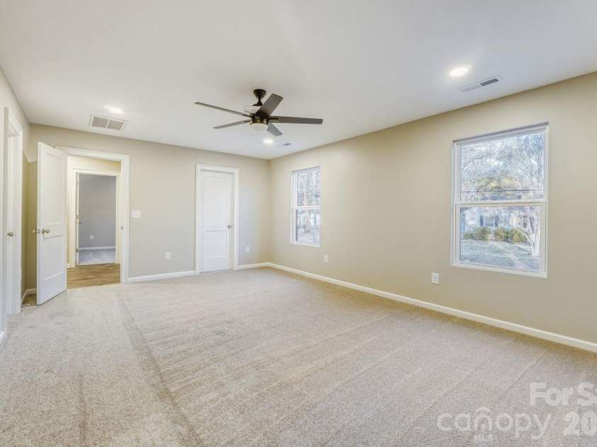 111 Marshdale Avenue, Concord, NC 28025.  MLS# CAR4344379, YatesRealty ID 17493. 