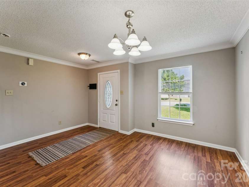 4208 Shasta Circle, Clover, SC 29710.  MLS# CAR4350275, YatesRealty ID 17495. Flexable floor plan, use as Living room or Dining room