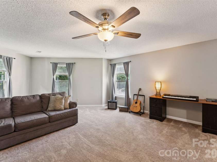 4208 Shasta Circle, Clover, SC 29710.  MLS# CAR4350275, YatesRealty ID 17495. Large sectional and still room for more