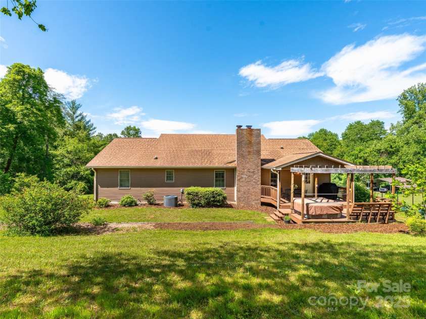 575 Upper Glady Fork Road, Candler, NC 28715.  MLS# CAR4258115, YatesRealty ID 17496. 