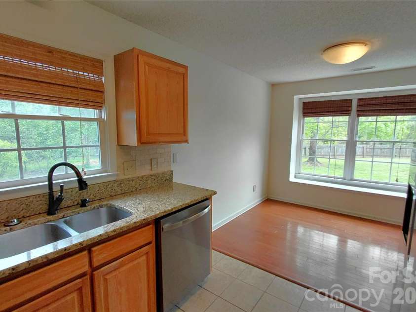 1016 Thorncrest Drive, Fletcher, NC 28732.  MLS# CAR4376784, YatesRealty ID 17497. 