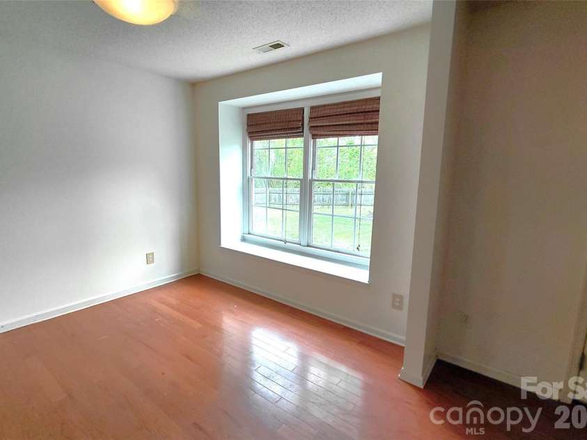 1016 Thorncrest Drive, Fletcher, NC 28732.  MLS# CAR4376784, YatesRealty ID 17497. 