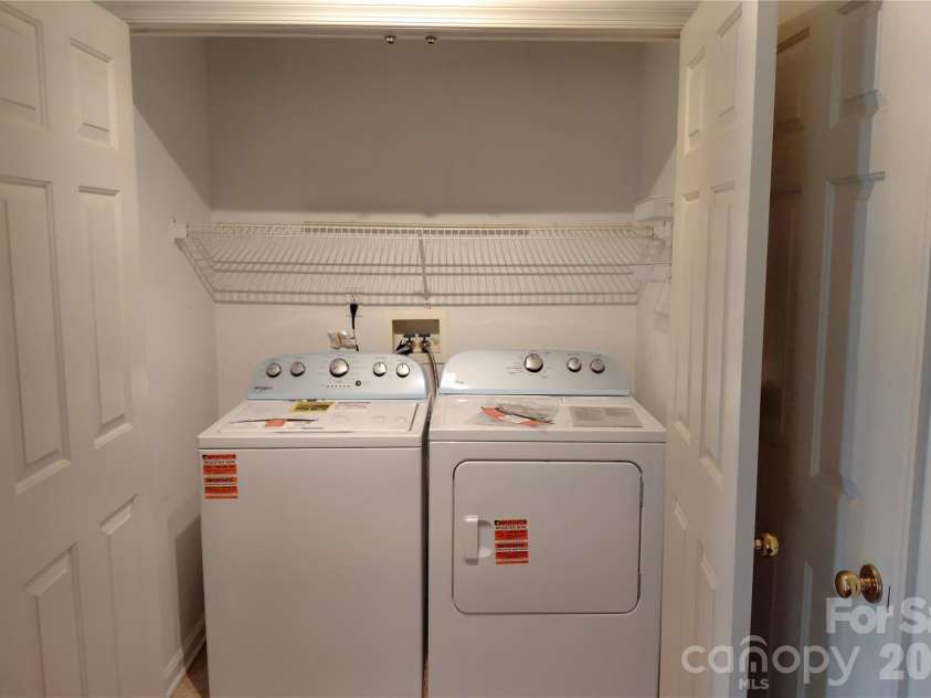 1016 Thorncrest Drive, Fletcher, NC 28732.  MLS# CAR4376784, YatesRealty ID 17497. 