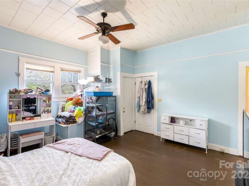 310 Central Avenue, Landis, NC 28088.  MLS# CAR4237393, YatesRealty ID 17497. 