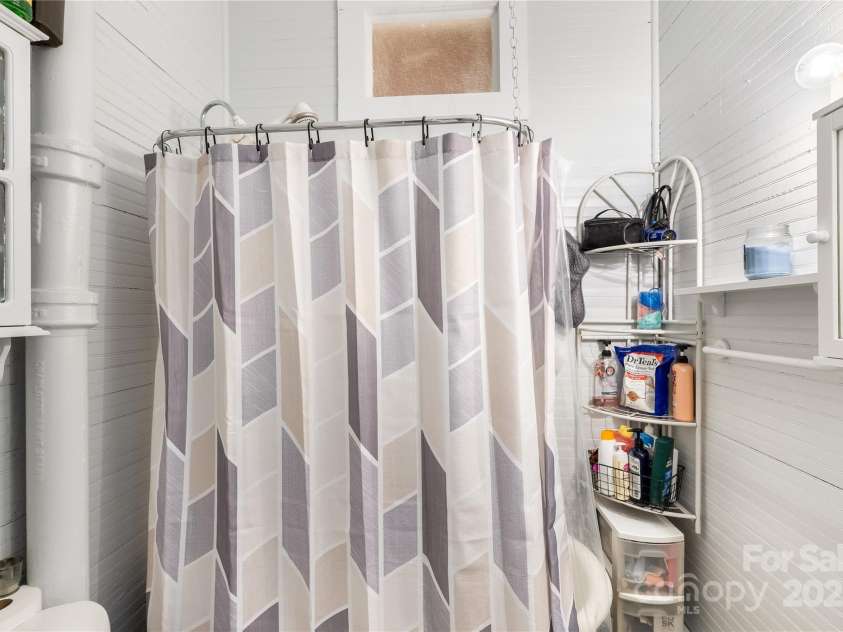 310 Central Avenue, Landis, NC 28088.  MLS# CAR4237393, YatesRealty ID 17497. 