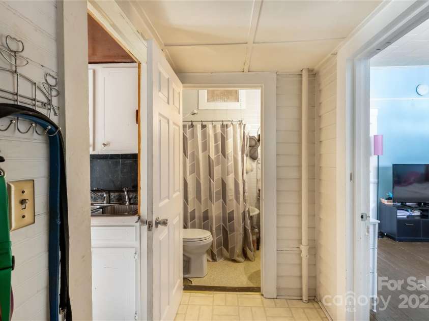 310 Central Avenue, Landis, NC 28088.  MLS# CAR4237393, YatesRealty ID 17497. 