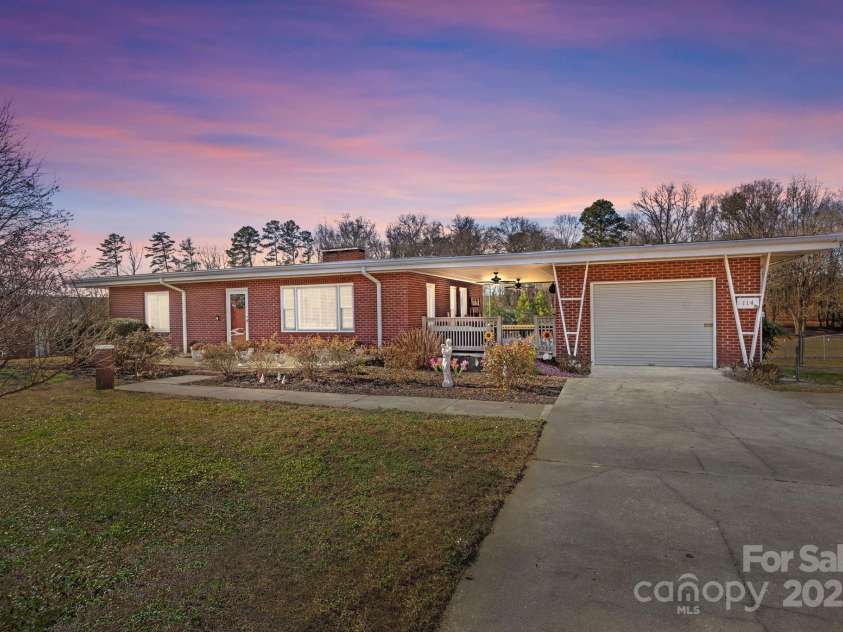 114 Valley Drive, Badin, NC 28009.  MLS# CAR4332351, YatesRealty ID 1750. 