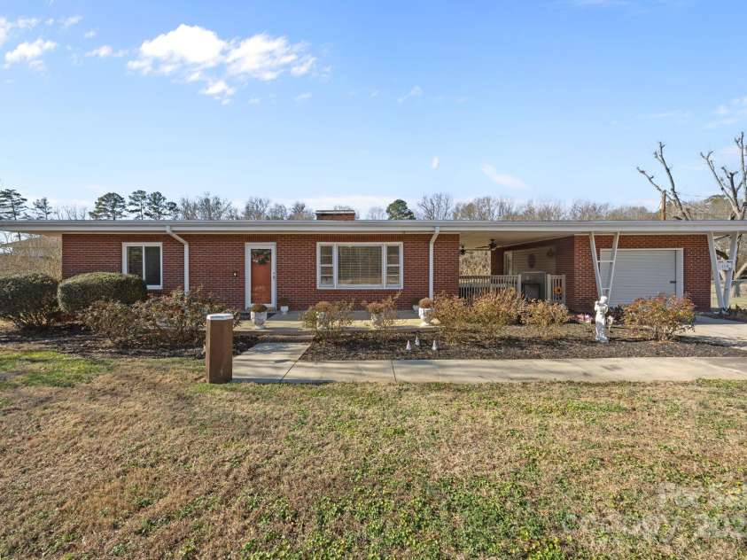 114 Valley Drive, Badin, NC 28009.  MLS# CAR4332351, YatesRealty ID 1750. 
