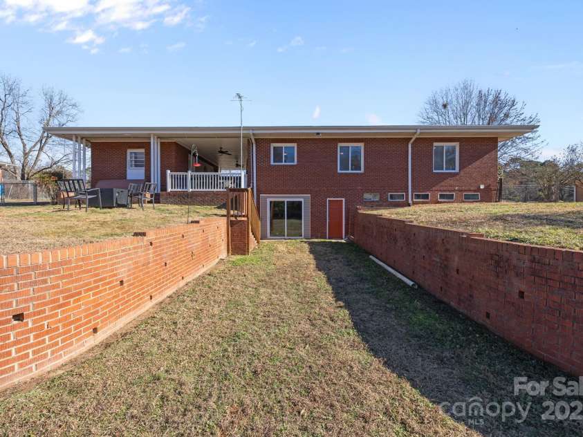 114 Valley Drive, Badin, NC 28009.  MLS# CAR4332351, YatesRealty ID 1750. 